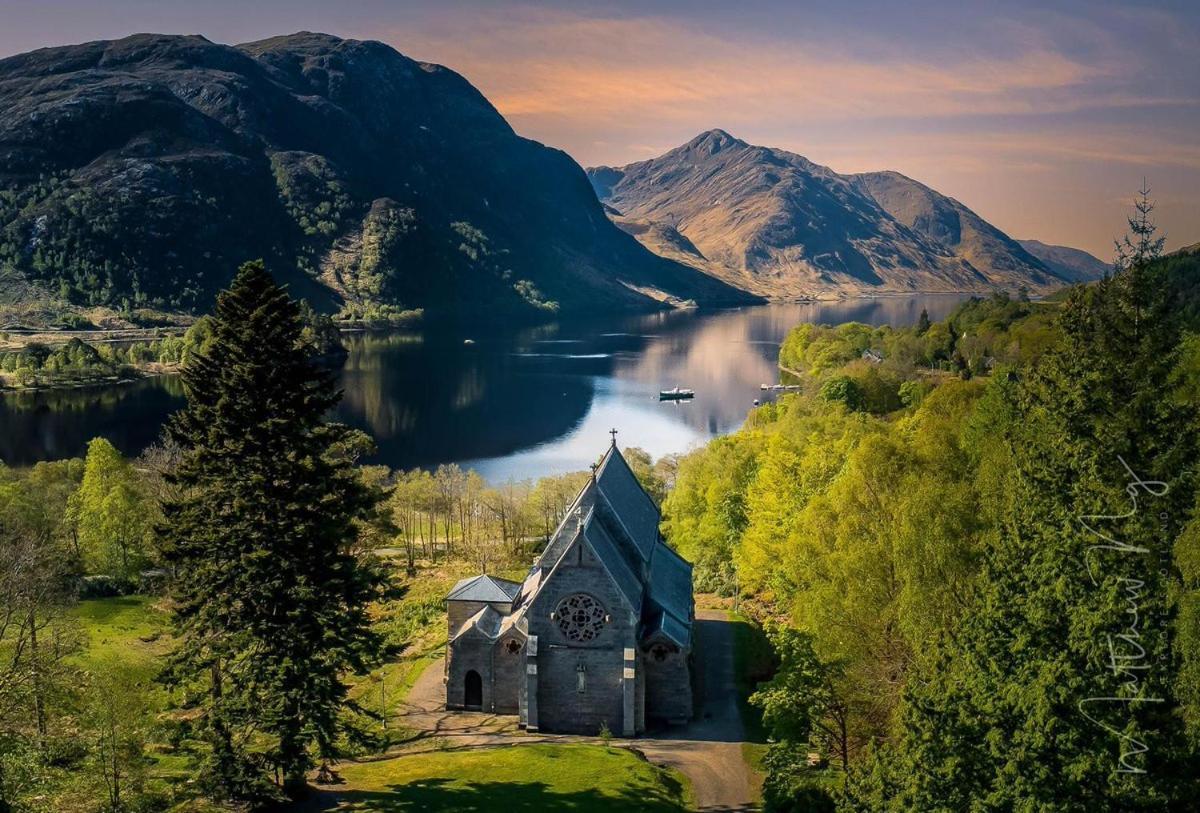 Вілла Number 4, Loch Shiel View Гленфіннан Екстер'єр фото